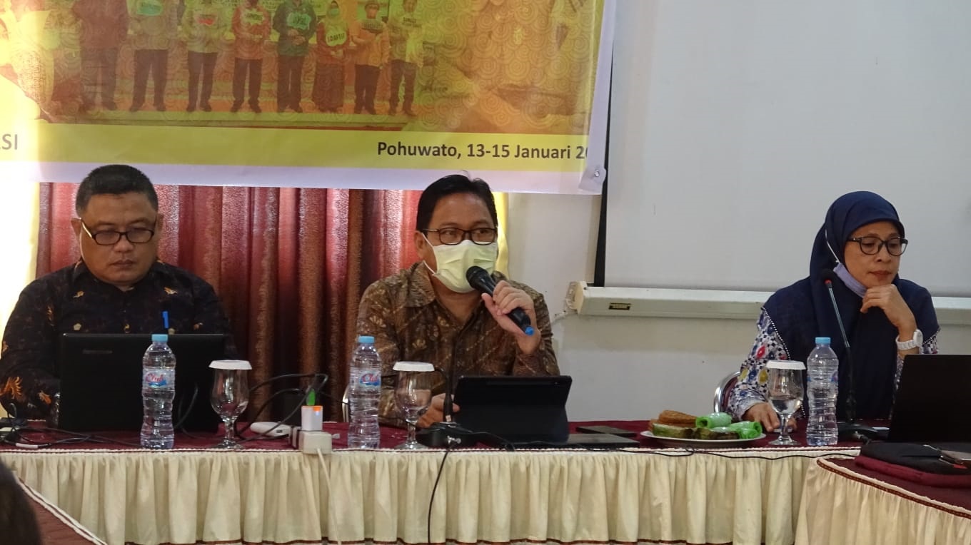 Aryanto Husain memberikan arahan sesaat sebelum membuka rapat kegiatan Evaluasi